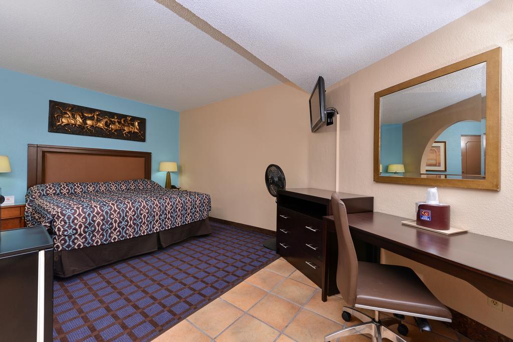 Economy Motel 2*