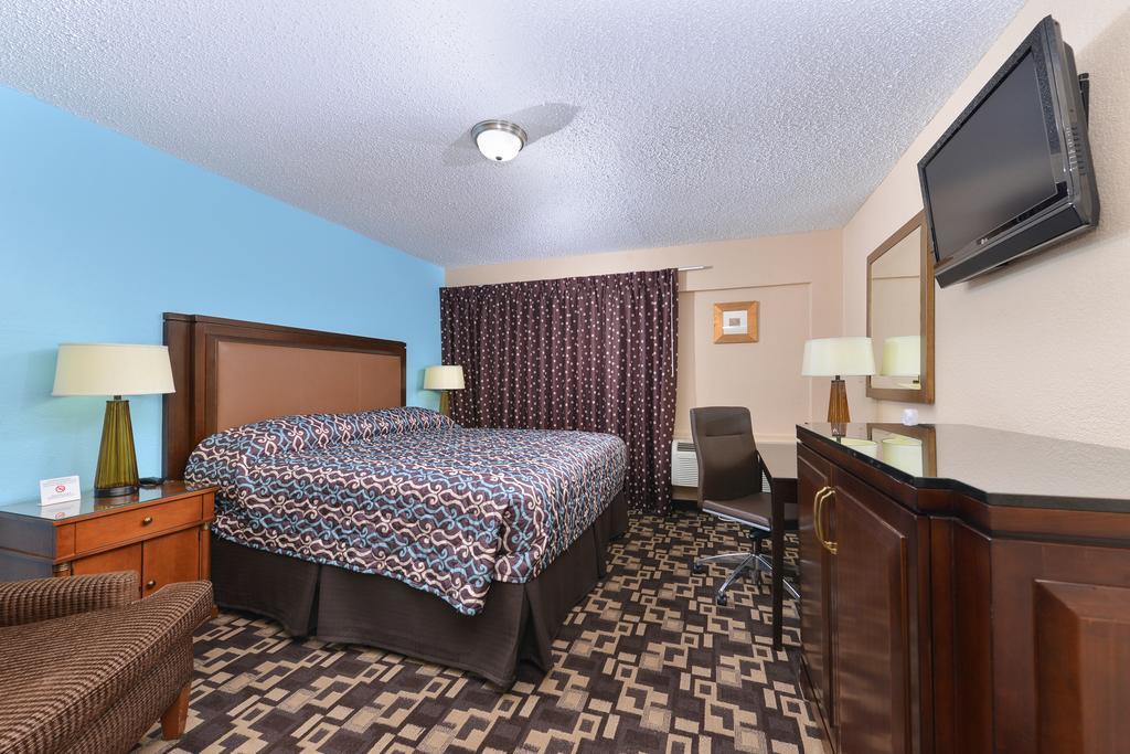 Motel Economy 2*